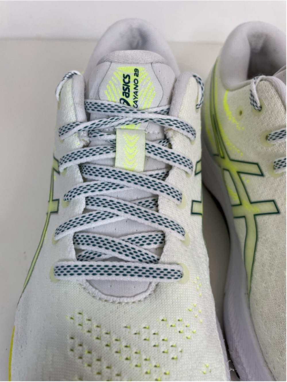 Asics Gel Kayano 29 Running Shoes Women’s 8.5 White Velvet Pine Sneakers - Picture 5 of 15